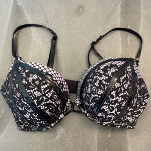 Victoria’s Secret Bombshell Bra